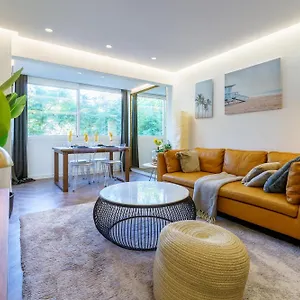 https://marbella-playa-marbella-29602.1costadelsol.com
